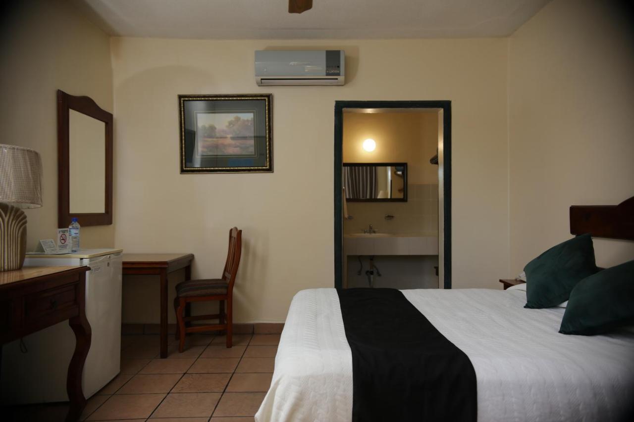 Hotel Santa Fe Sabinas